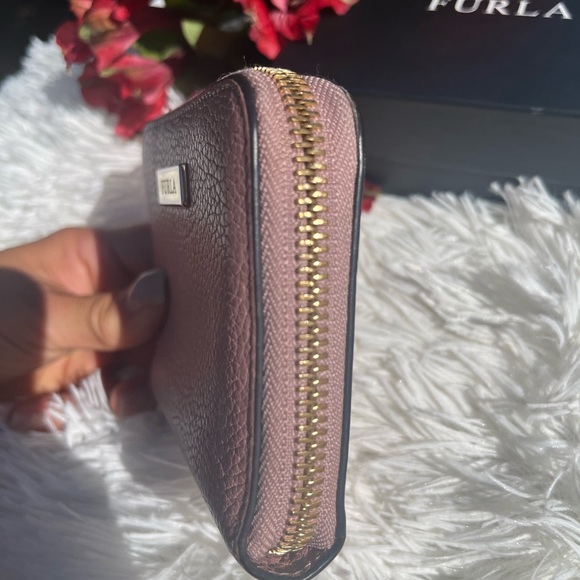 Furla Babylon Leather Zippy Bi-fold Wallet in Pink - Picture 14 of 15